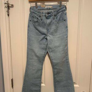 NWT Levi's 726 Flare Jeans Size 26 x 32 - light blue
